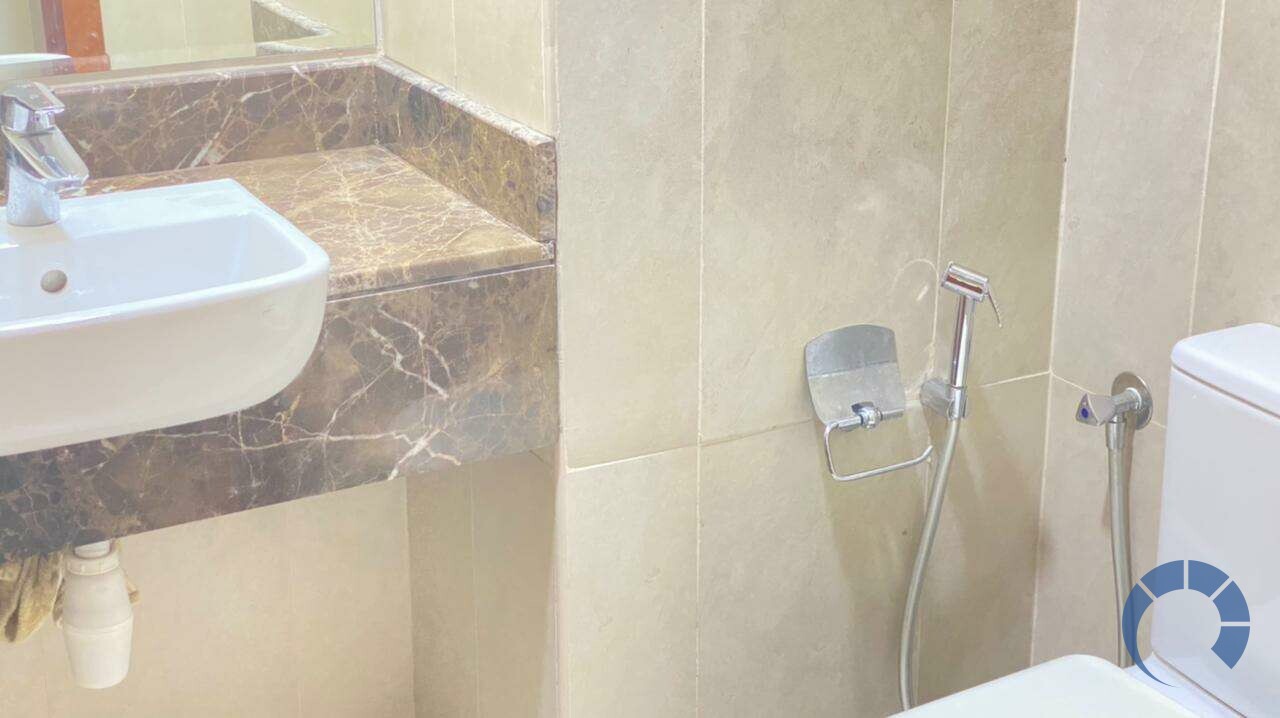 Apartment for SALE in Jumeirah Village, Dubai - Large 2 bedroom Apartment in Plaza Residence