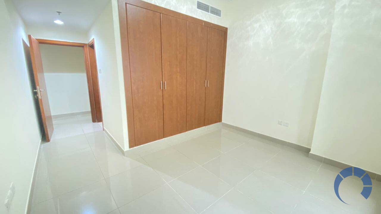 Apartment for SALE in Jumeirah Village, Dubai - Large 2 bedroom Apartment in Plaza Residence