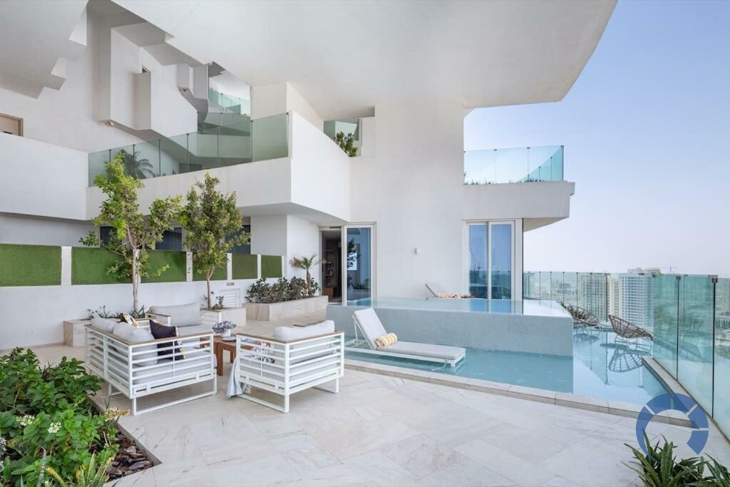 Apartment for SALE in Palm Jumeirah, Dubai - STUDIO APARTMENT IN PALM JUMEIRAH | FIVE